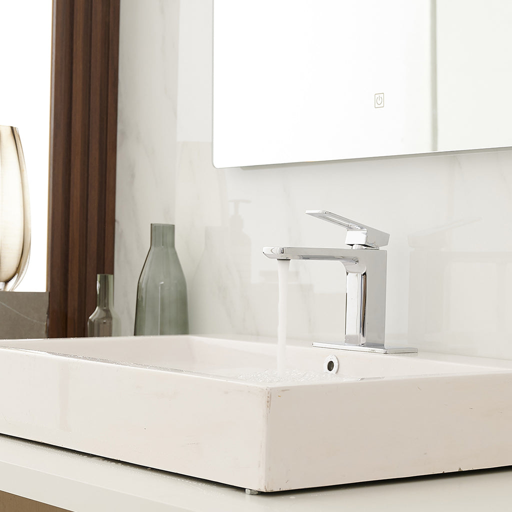 Single Handle Bathroom Faucet With Pop-up Drain