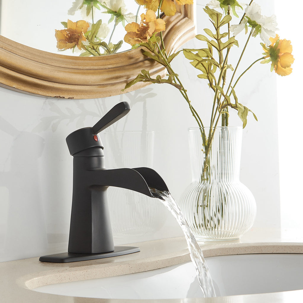 Single Handle Bathroom Faucet With Pop-up Drain
