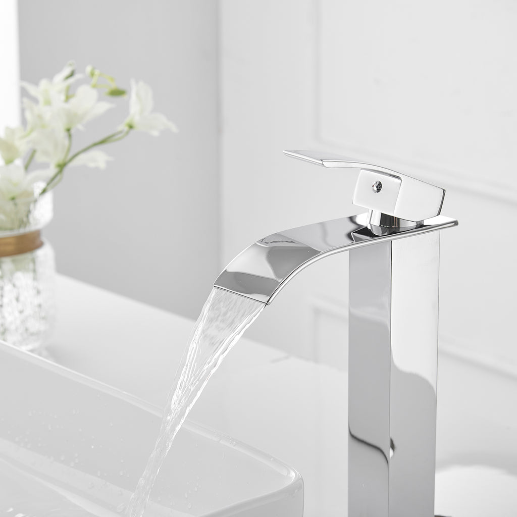 Single Handle Bathroom Faucet With Pop-up Drain