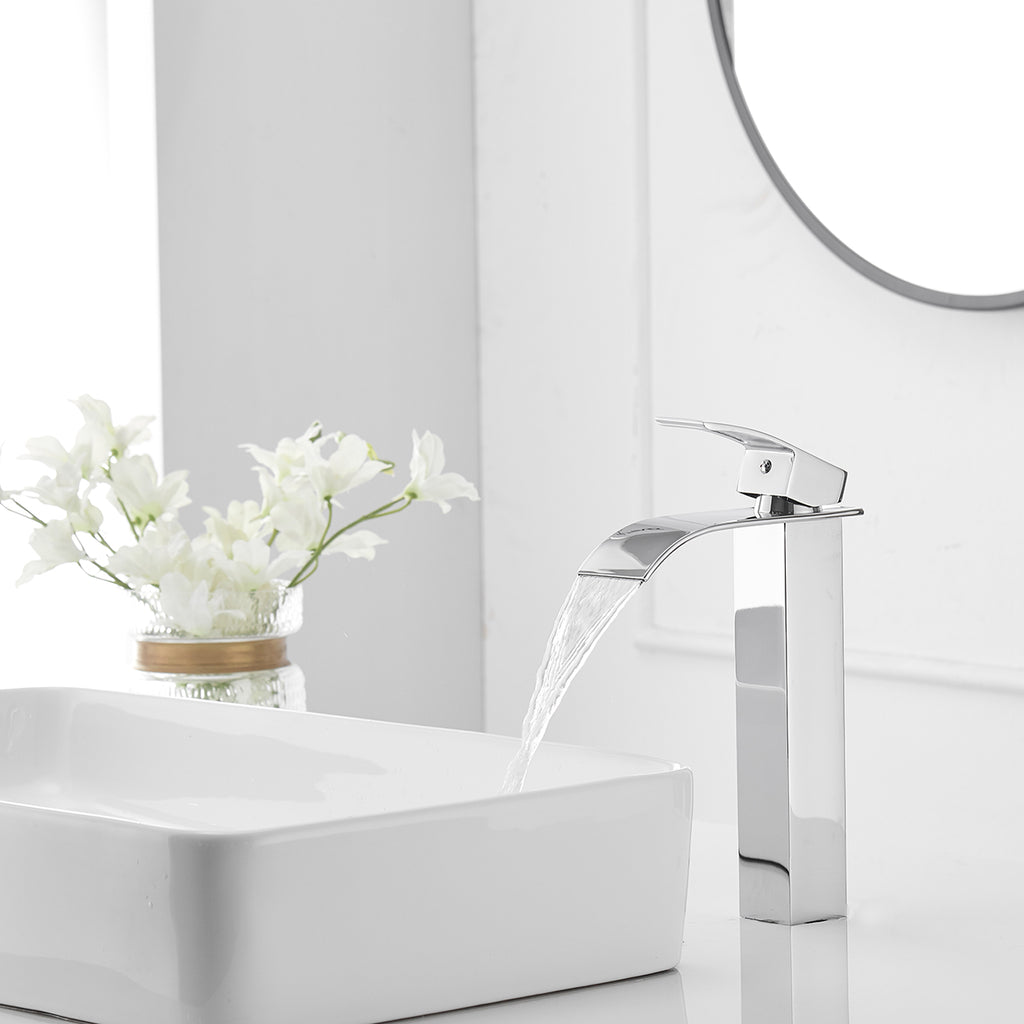 Single Handle Bathroom Faucet With Pop-up Drain